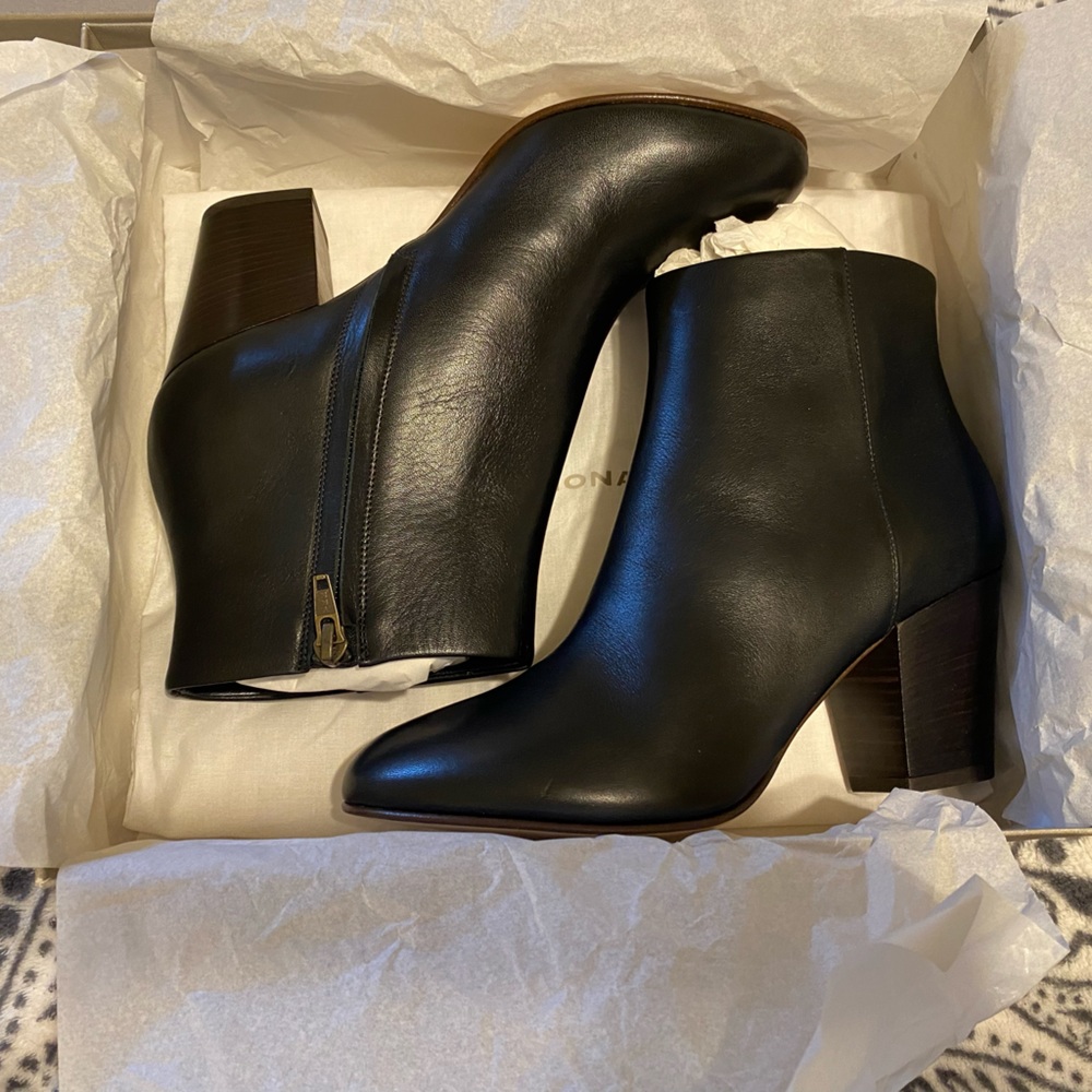 Club Monaco Klayton Booties Black